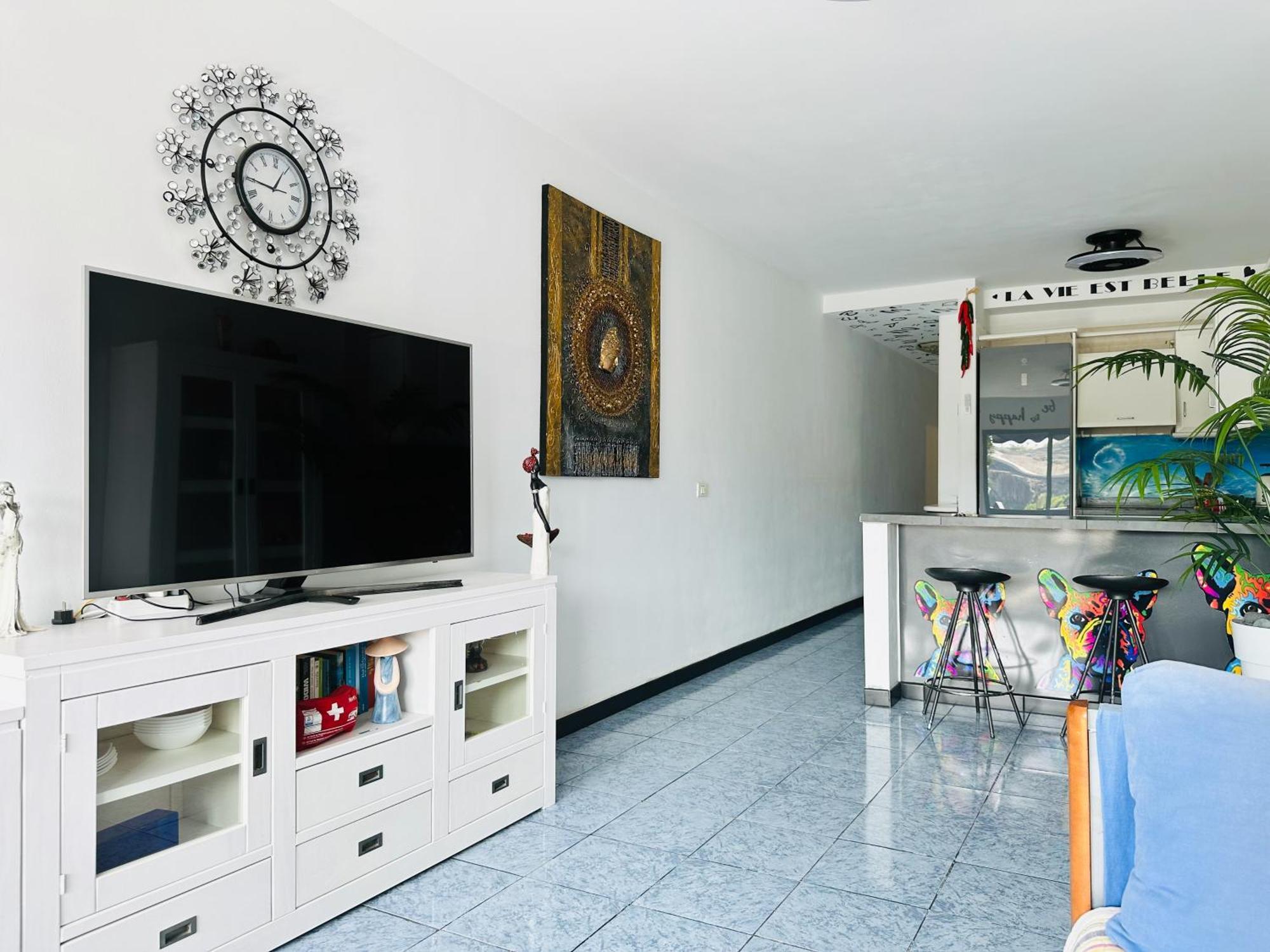 Pambnb - Chic Beachside Apartment Playa San Juan المظهر الخارجي الصورة