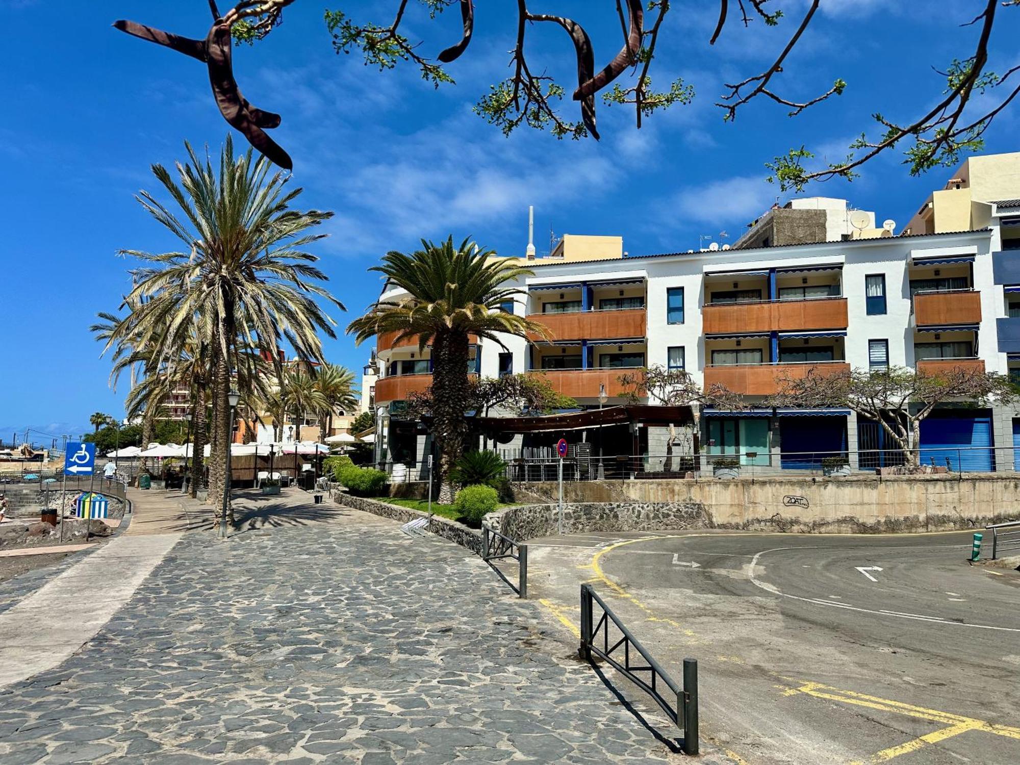 Pambnb - Chic Beachside Apartment Playa San Juan المظهر الخارجي الصورة