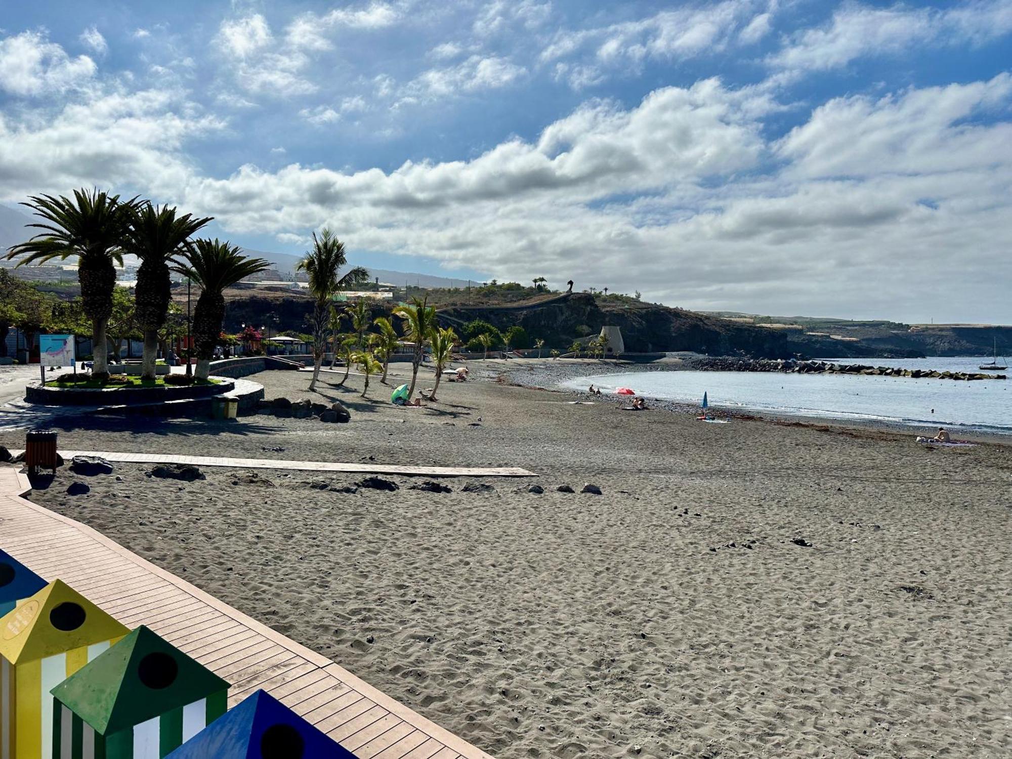 Pambnb - Chic Beachside Apartment Playa San Juan المظهر الخارجي الصورة
